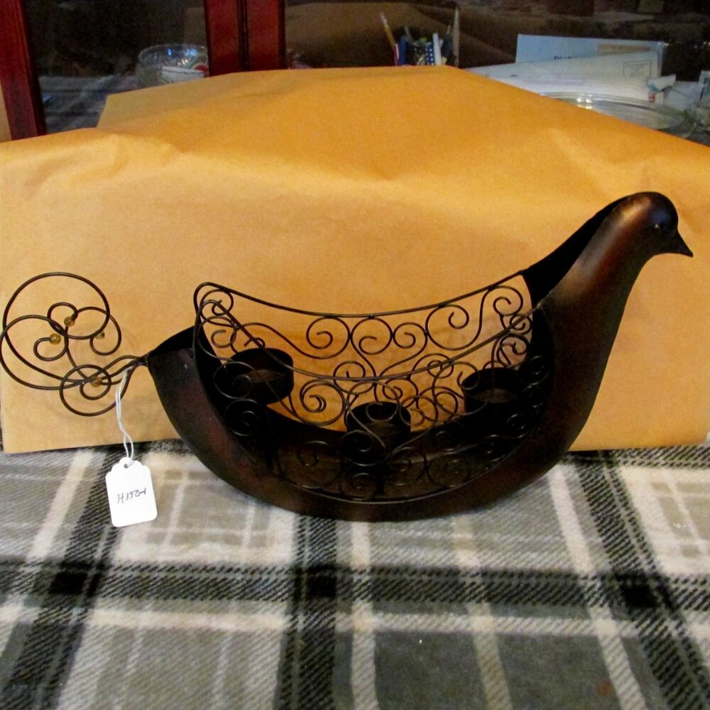 H150-1 NEW Copper Dove 3 Tealight Holder with Beaded Tail